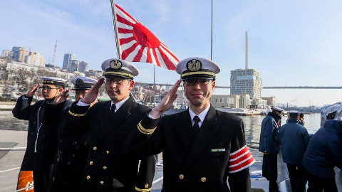 灵魂拷问!日本自卫队中竟然有1.2万华裔队员,战场相遇你会怎么做